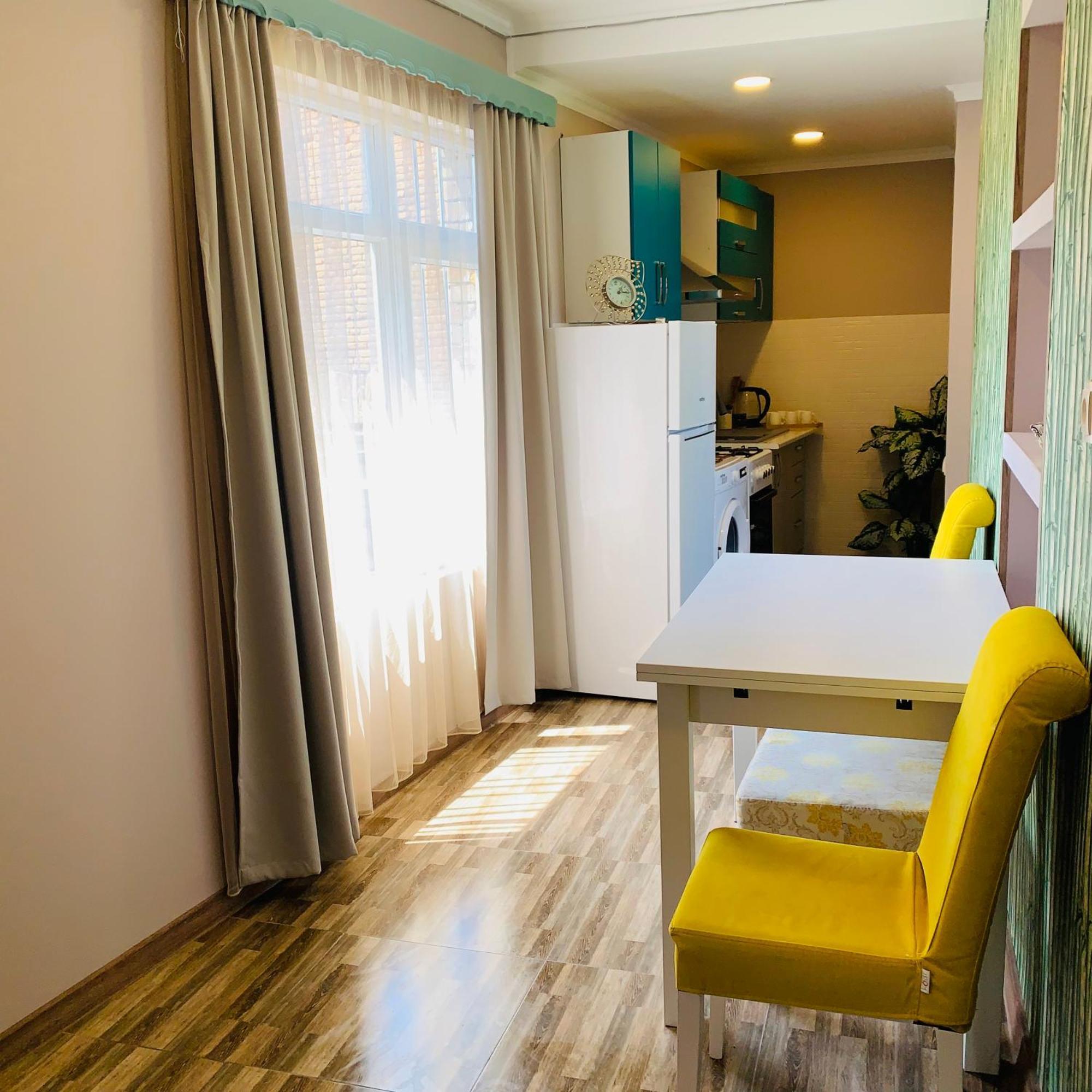 Apartment Mari Kutaisi Esterno foto